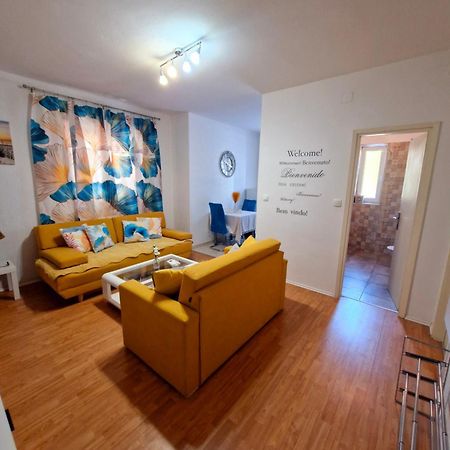Apartment Lidija Krk Town Eksteriør billede