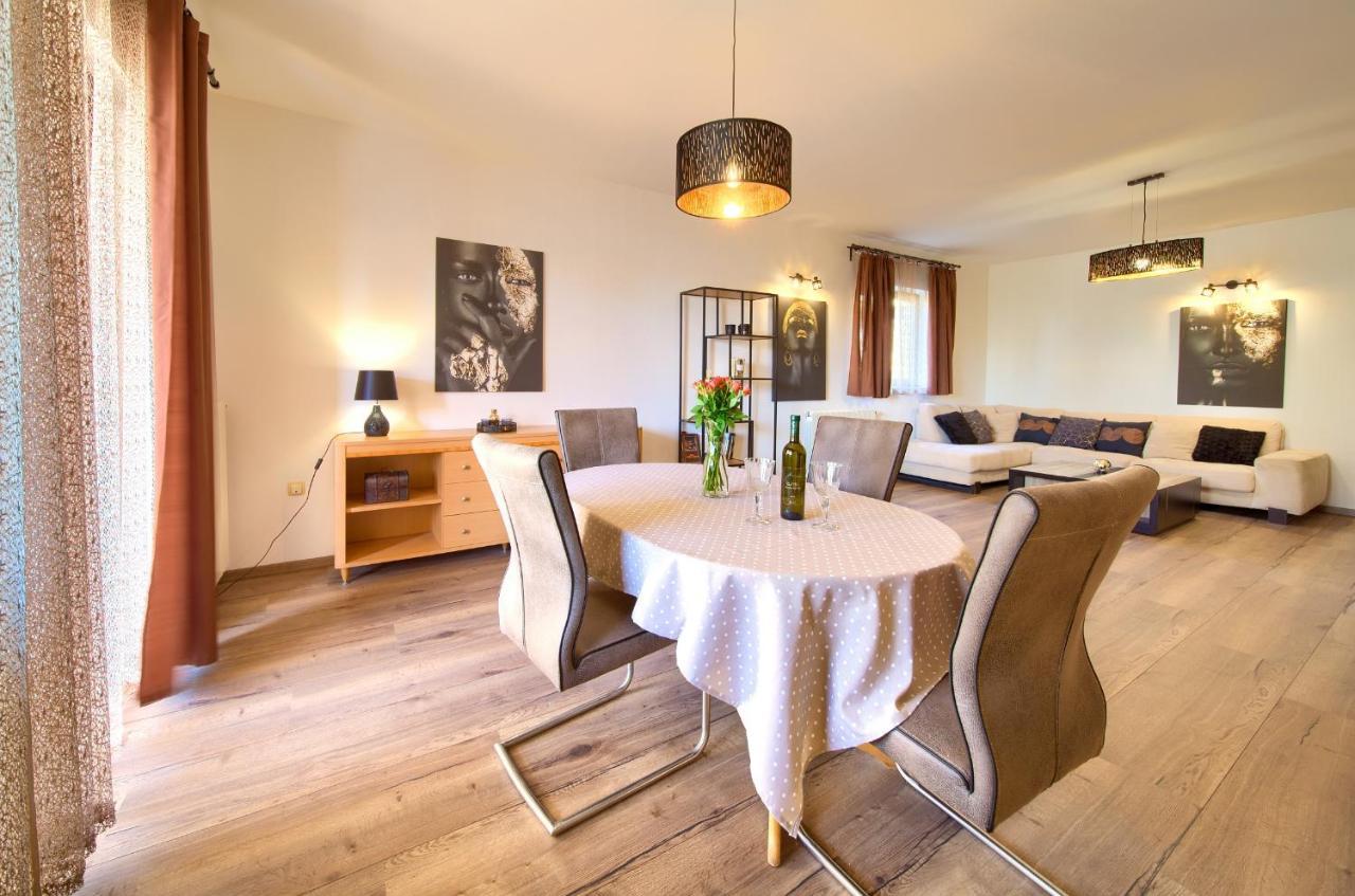Apartment Lidija Krk Town Eksteriør billede